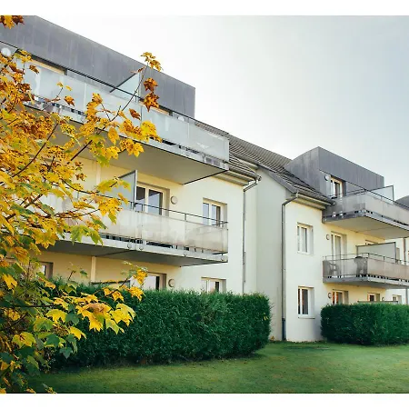 Le Royal.5 *